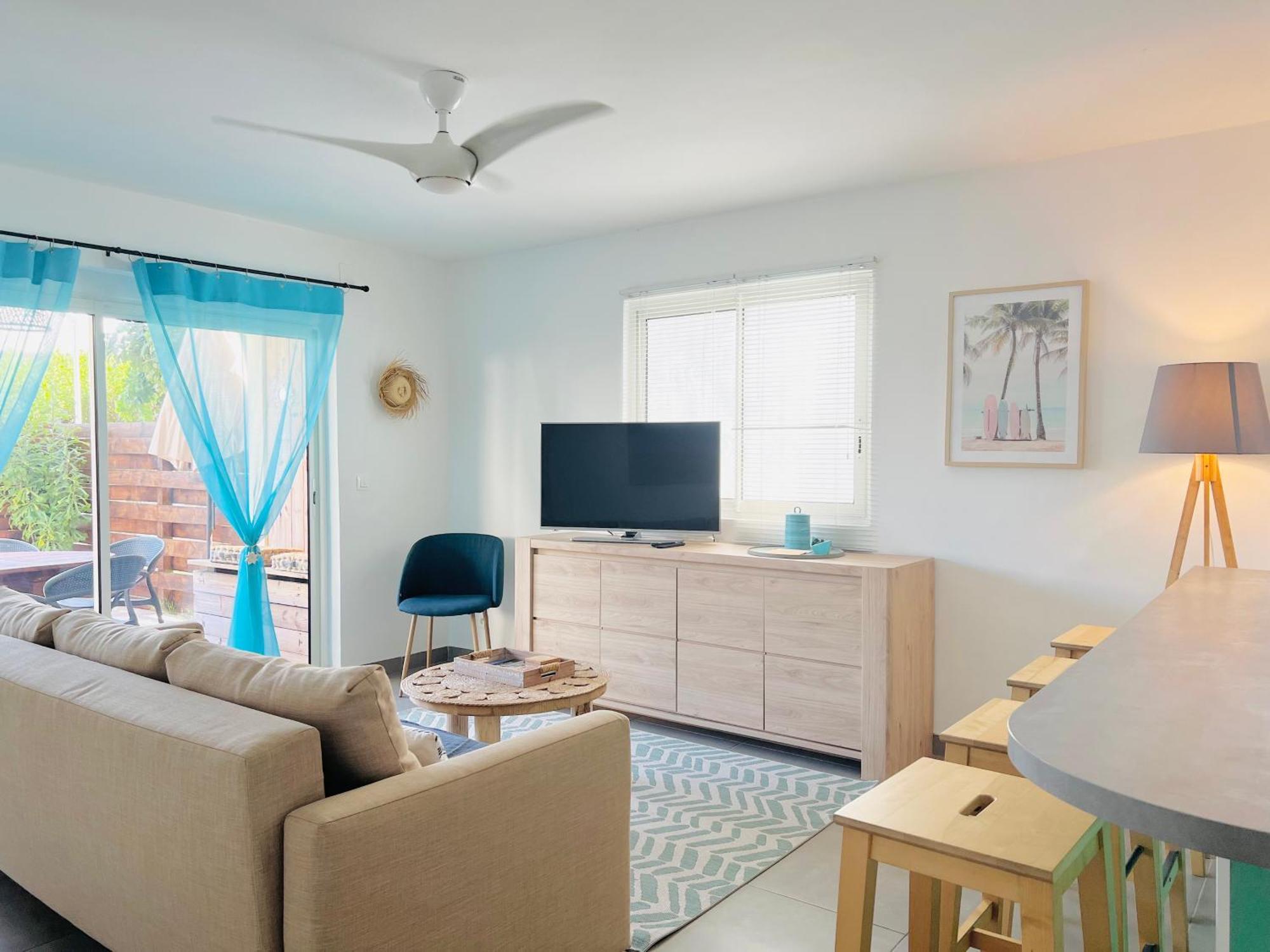 Blue Wave - 2 Bedrooms - Orient Beach! Quarter of Orleans Eksteriør bilde